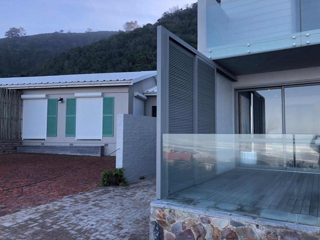 House 1 - Aluminium door installation